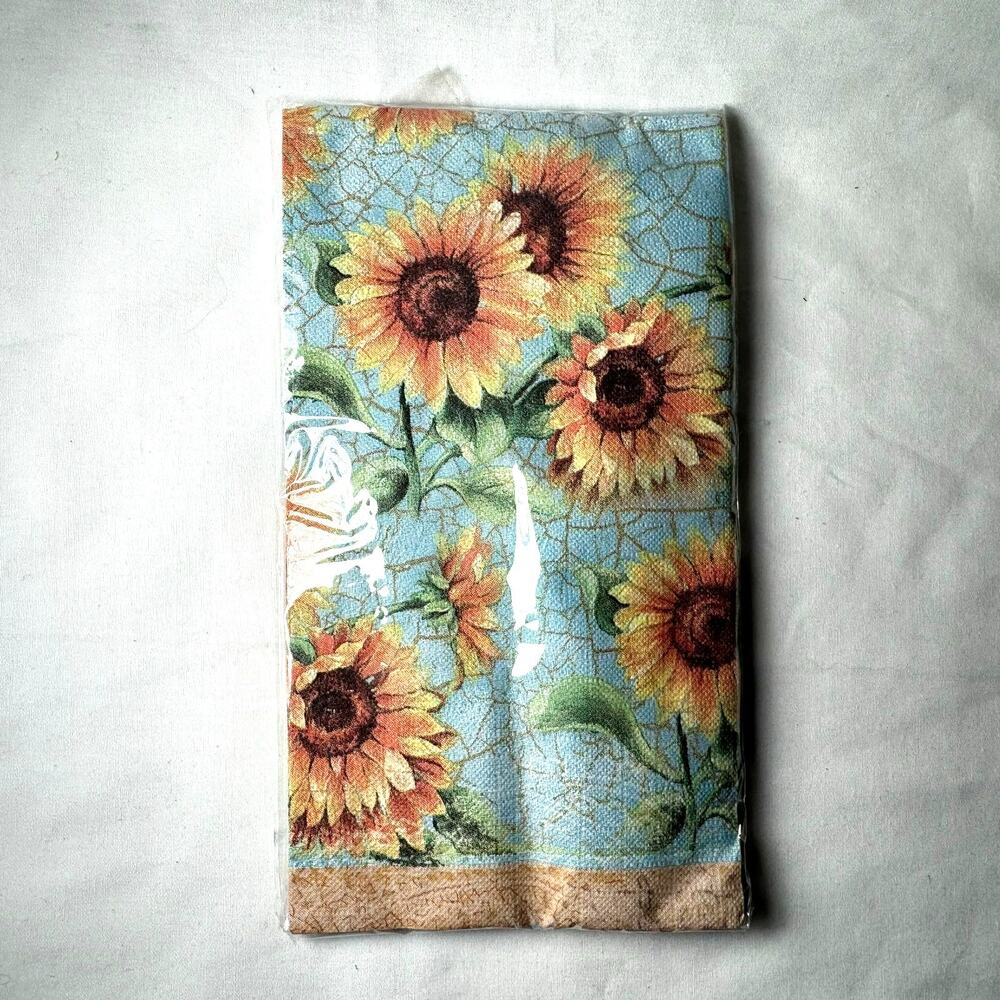 8 Eight Sunflower NEW Dinner Paper Napkins Sealed in Plastic Unbranded Party